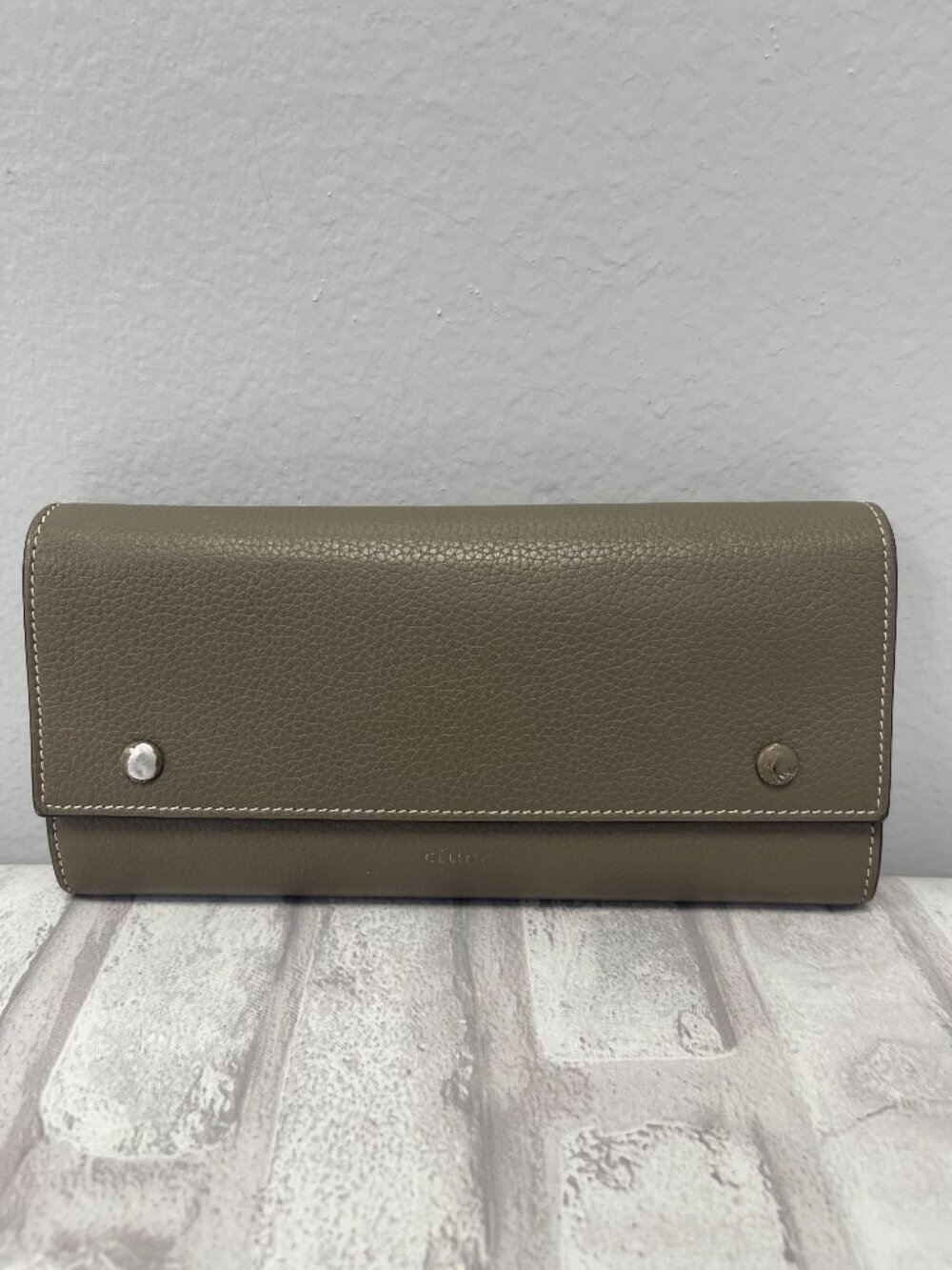 Celine Multifunction Flap Wallet in Taupe Pebbled Leather - Preowned